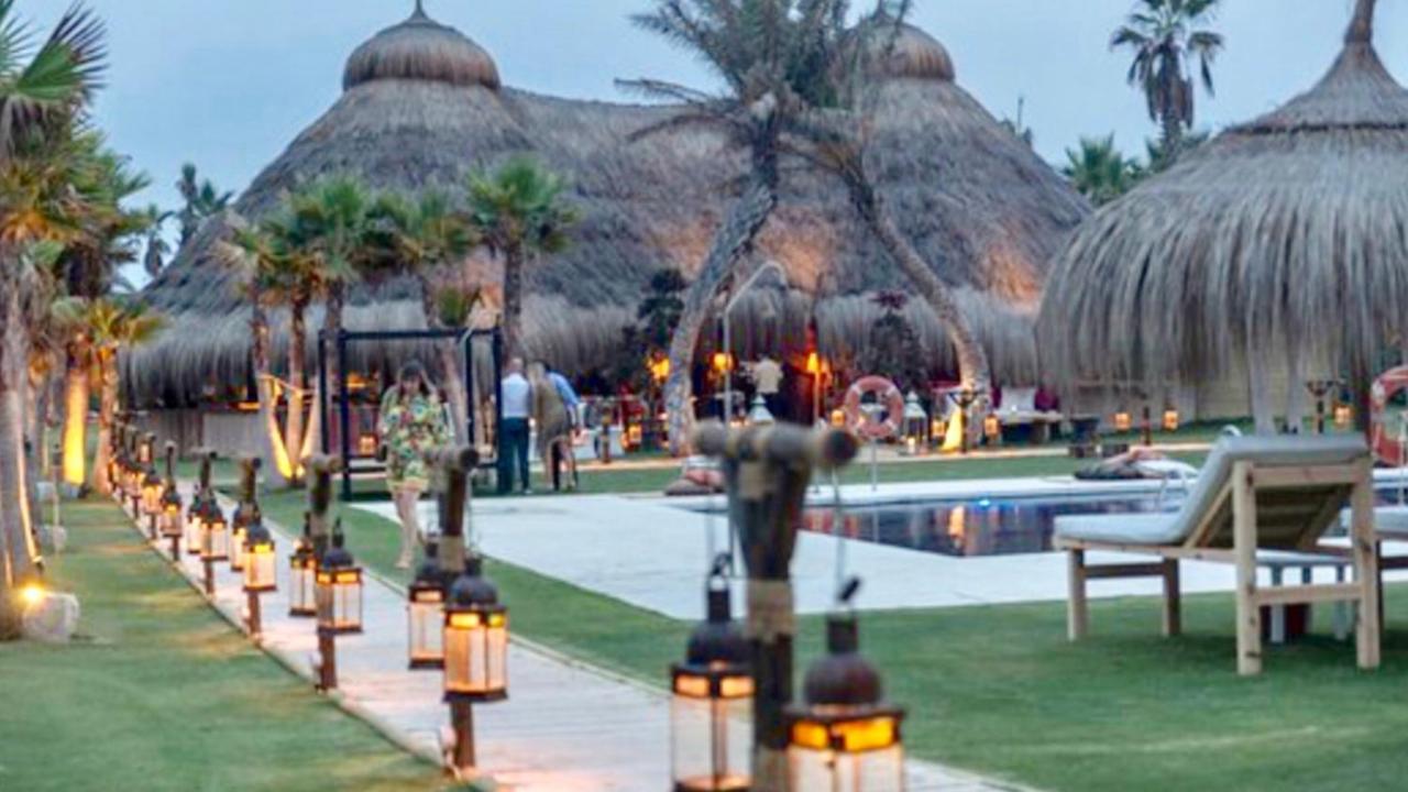 Mi Capricho B17 Beachfront Apartment Sitio de Calahonda Exterior photo