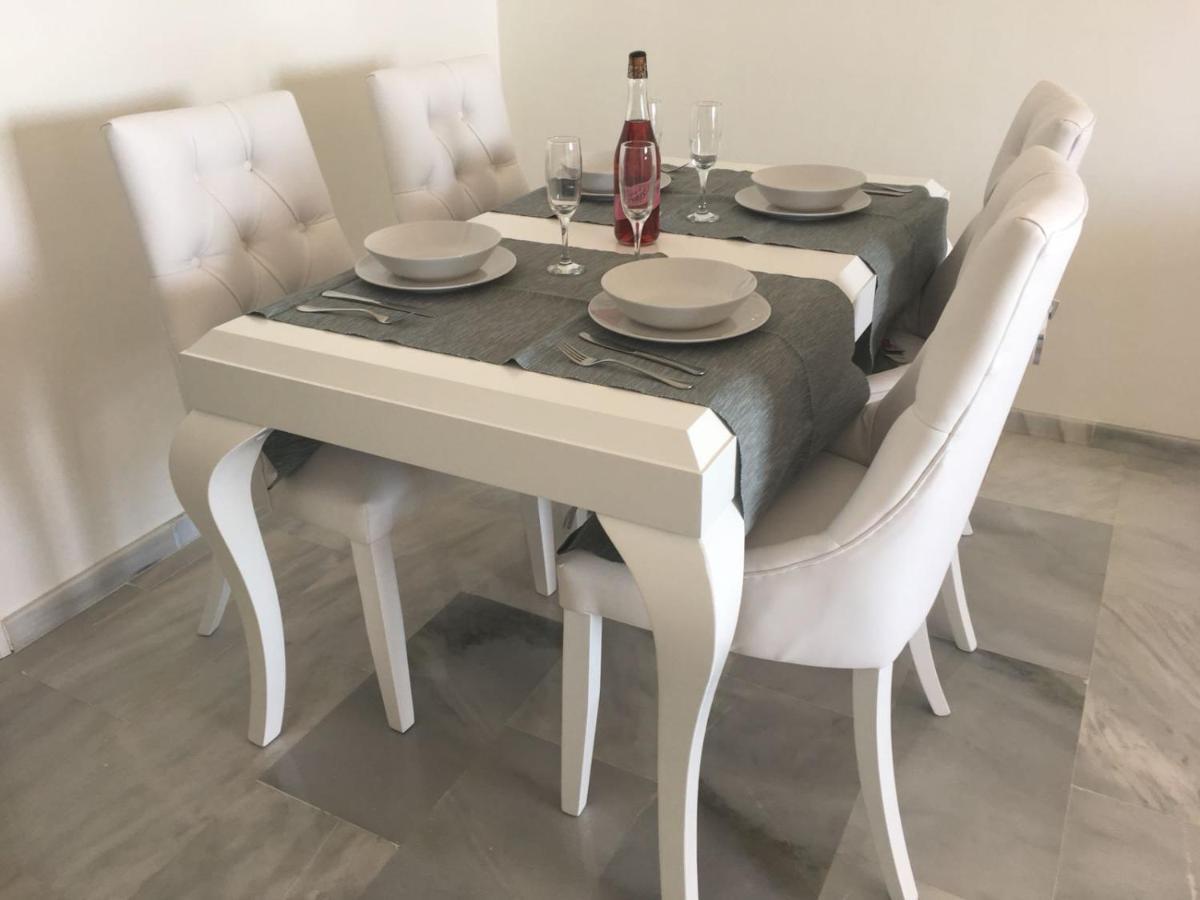 Mi Capricho B17 Beachfront Apartment Sitio de Calahonda Exterior photo